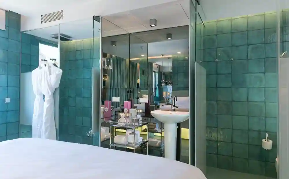 Hotel Bathroom